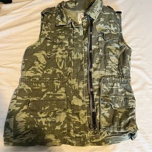 Camouflage Rhinestone Vest